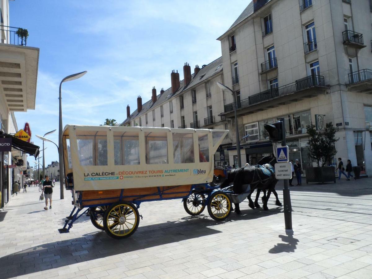 Gite De La Tour De Guise 1 图尔 外观 照片