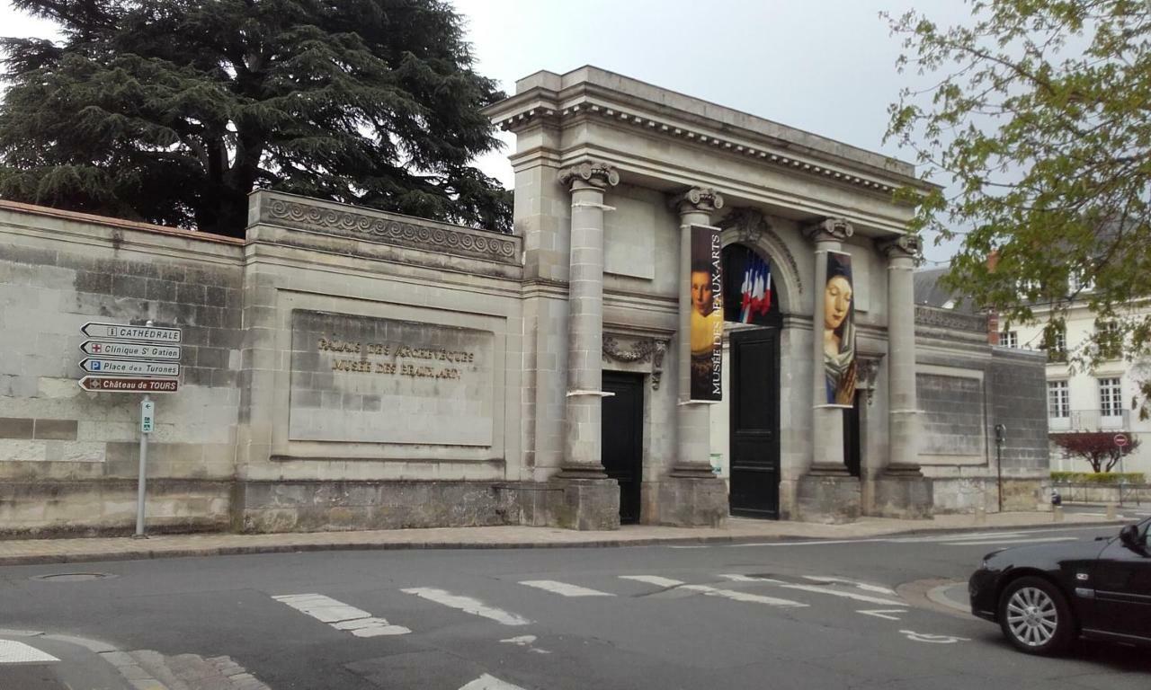 Gite De La Tour De Guise 1 图尔 外观 照片